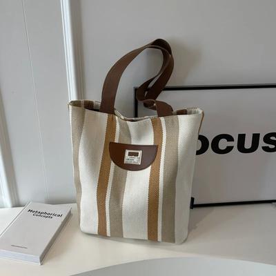 High End Shoulder Bag  Large Capacity  Striped Retro  Casual Pendulums  Elegant and Fashionable