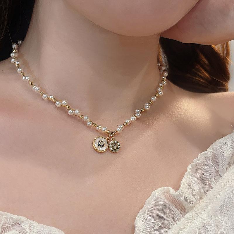 Double-layered Layered Lapis Lazuli and Pearl Necklace for Women. Luxurious, Niche, New Style, High-end Collar Chain Accessory.