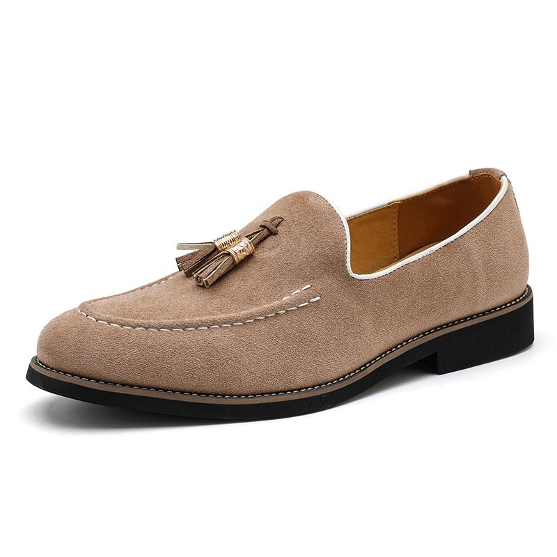 Fashion Fashion Brand Mens Tassel Suede Slip on  Driving Shoes Designer Mens Moccasins Retro Pointed Banquet Social  one legged   Shoes