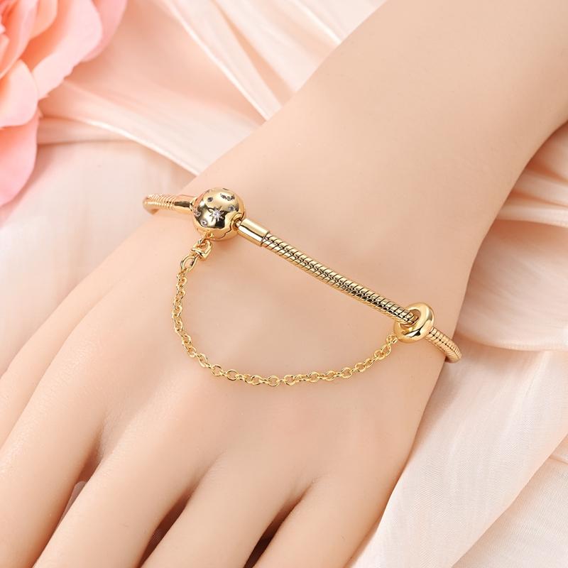 Originální náramek 925 Sterling Silver Náramek s přívěsky 17-20CM Zlaté Srdce Klíč Lásky Čtyřlístek Náramek Bangle Dámské Šperky Dárek