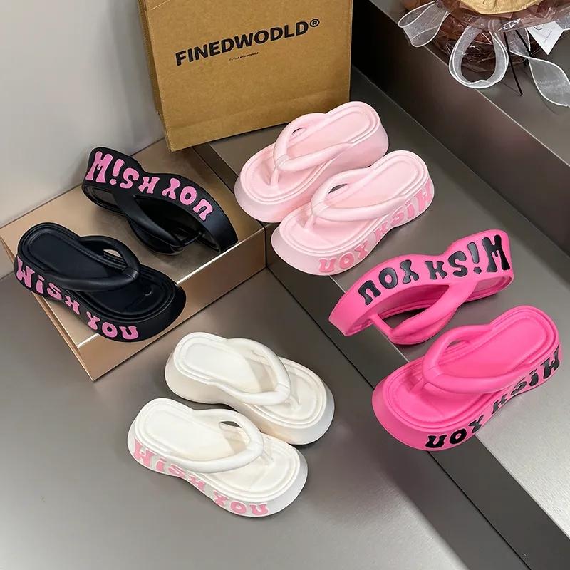 Plateausandalen mit dicker Sohle zur Höhenvergrößerung für Damen, modische rutschfeste Strandschuhe mit weicher Sohle für den Sommer