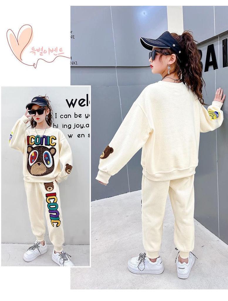 Stylish Spring Two-Piece Suit for Girls - Trendy, Fashionable, and Perfect for Mid-to-Large Children