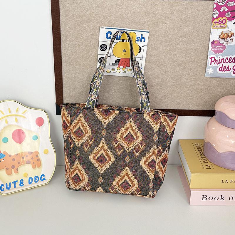 Cotton Linen Crossbody Bag With Embroidery And Magnetic Closure For Daily Use
