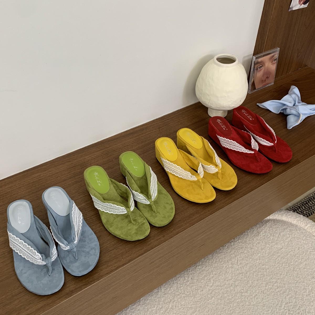 

2025 new Korean version of thick-bottomed bag head slippers for women wearing lazy one-pedal lace slippers 39 синій