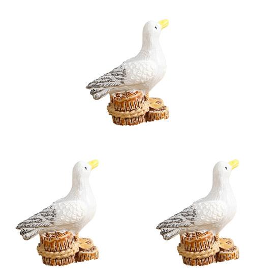 3/11Pcs/Set Miniature Seaside Theme Toy Kit Mini Resin Surfboard Seashell Seabirds Dolphin Starfish Boats Bucket Shoes Sun Model Summer Beach
