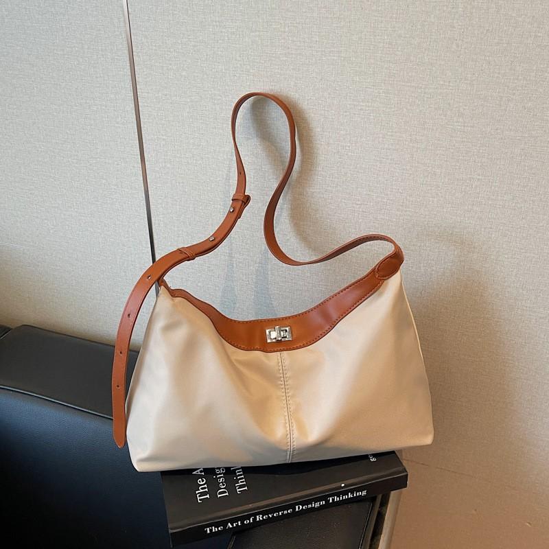 Minimalistische Damen-Tragetasche für Arbeit und täglichen Gebrauch, weiches Segeltuch, Schulter- und Crossbody-Stil für den Winter