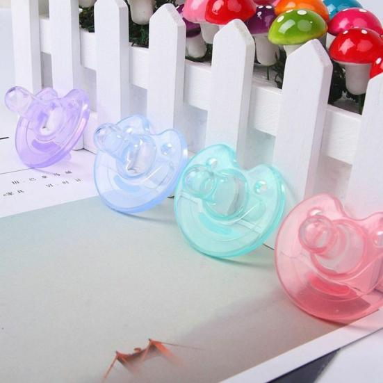 Newborn Baby Soft Silicone Round Orthodontic Dummy Pacifier Teat Nipple Soother