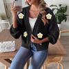 Damen Grobstrick Offene Vorderseite Cardigan mit 3D Blumen Applikationen Langarm Lässig Locker Sitzender Pullover