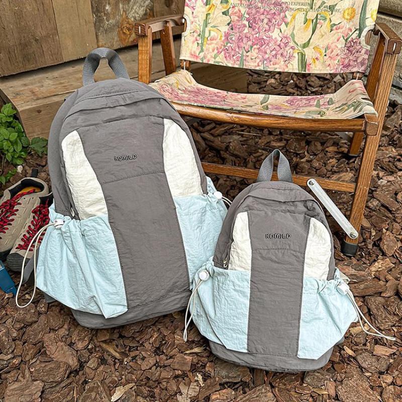 

Li Shen Lightweight Women s Backpack
