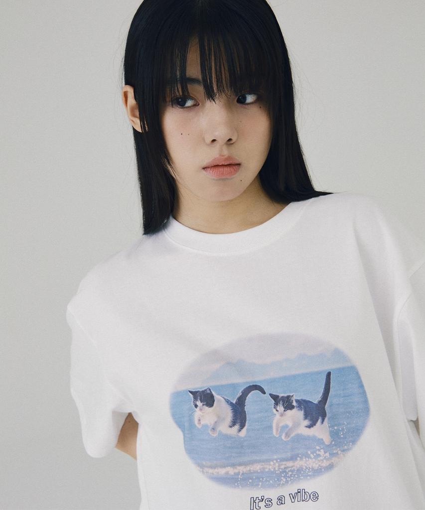 Isjabaibeu Summer Cat T-Shirt