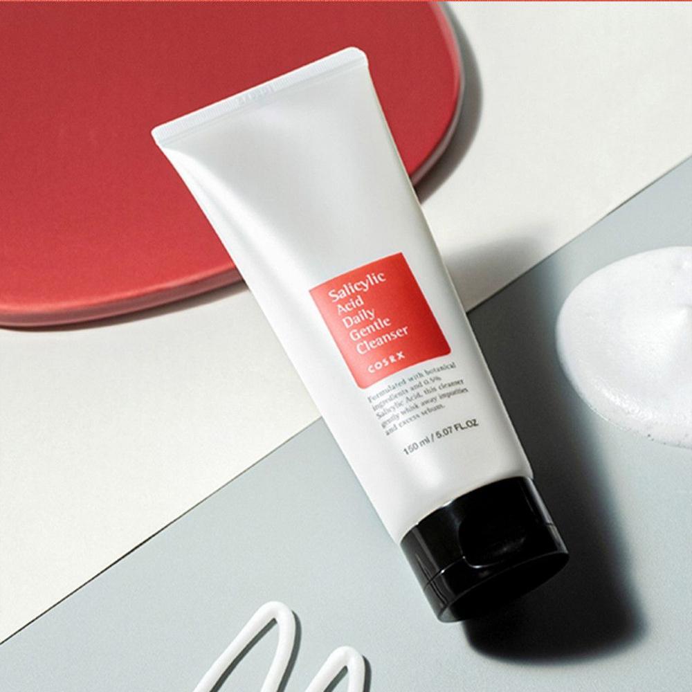 Ежедневное нежное очищающее средство с салициловой кислотой 150 мл 150ml белый/чистый — фото 2