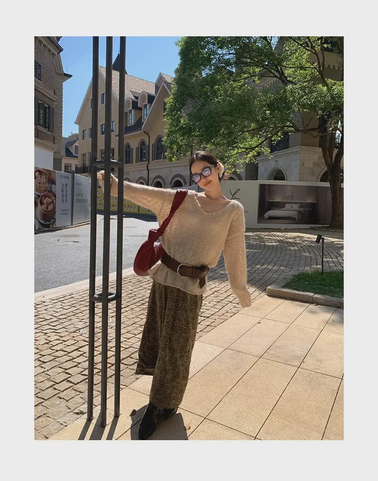 NEWOPEN 2024 Winter Maillard Korean Loose V-Neck Commuting Pullover Sweater F2335 for Women