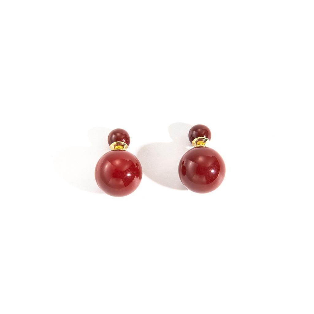 Silver Needle Double-Sided Pearl Earrings: Hong Kong Style Retro Luxury, Two-Way Front-and-Back Wear for Women, Perfect for Autumn/Winter.