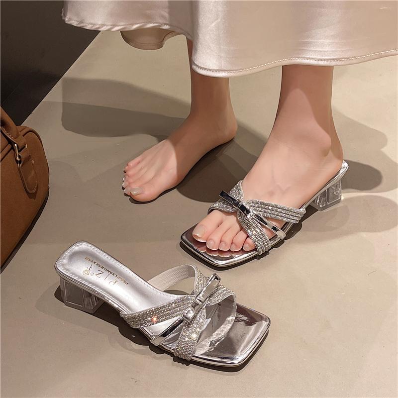 Fashion Shiny Rhinestone Flat Slippers for Women 2025 Summer New Open Toe Sandals Fashionable Beach Party Women's Shoes Flip Flops Women