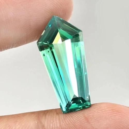 Natural Parti Green Sapphire 10 Ct Fancy Cut Flawless Certified Loose Gemstone