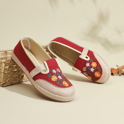 Sommer neue Damenstoffschuhe alte Peking bestickte Leinenstoffschuhe Damen flache Mund Retro Mode Einzelne Schuhe Hanfu Schuhe