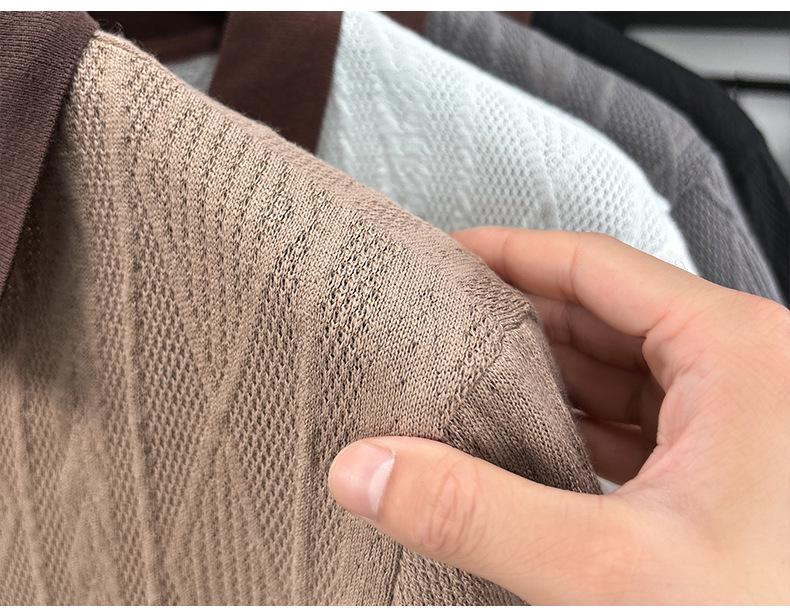 Męski letni dzianinowy sweter z krótkim rękawem w koreańskim stylu z haftem żakardowym 2025