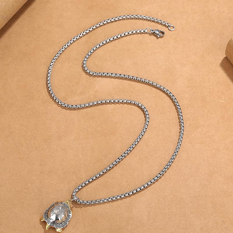 

Retro turtle necklace for men, personalized fashion accessories