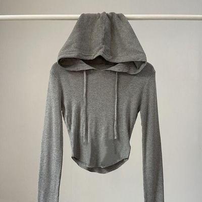 Sudadera corta con capucha de manga larga, color liso y corte ajustado para mujer
