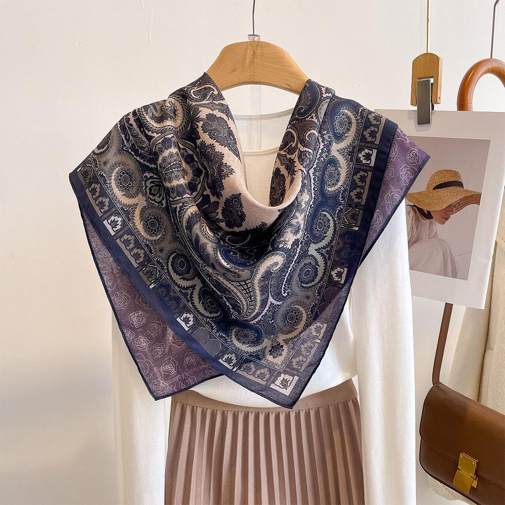 Spring and summer new double-sided cashew flower square scarf multi-color retro silk scarf women's daily age reduction small square scarf
