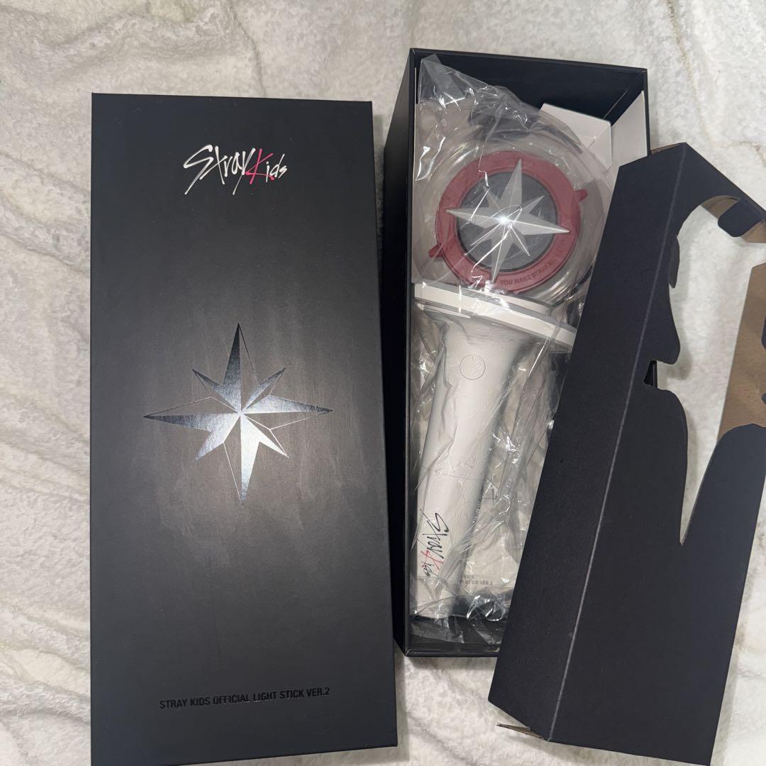 

[USED] Stray Kids Official Light Stick White/Red