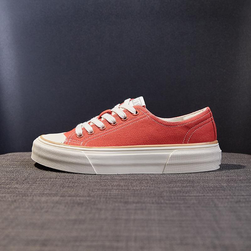 Leather canvas shoes women's spring and summer 2025 new thick-soled mango head board shoes versatile sports and leisure little white shoes