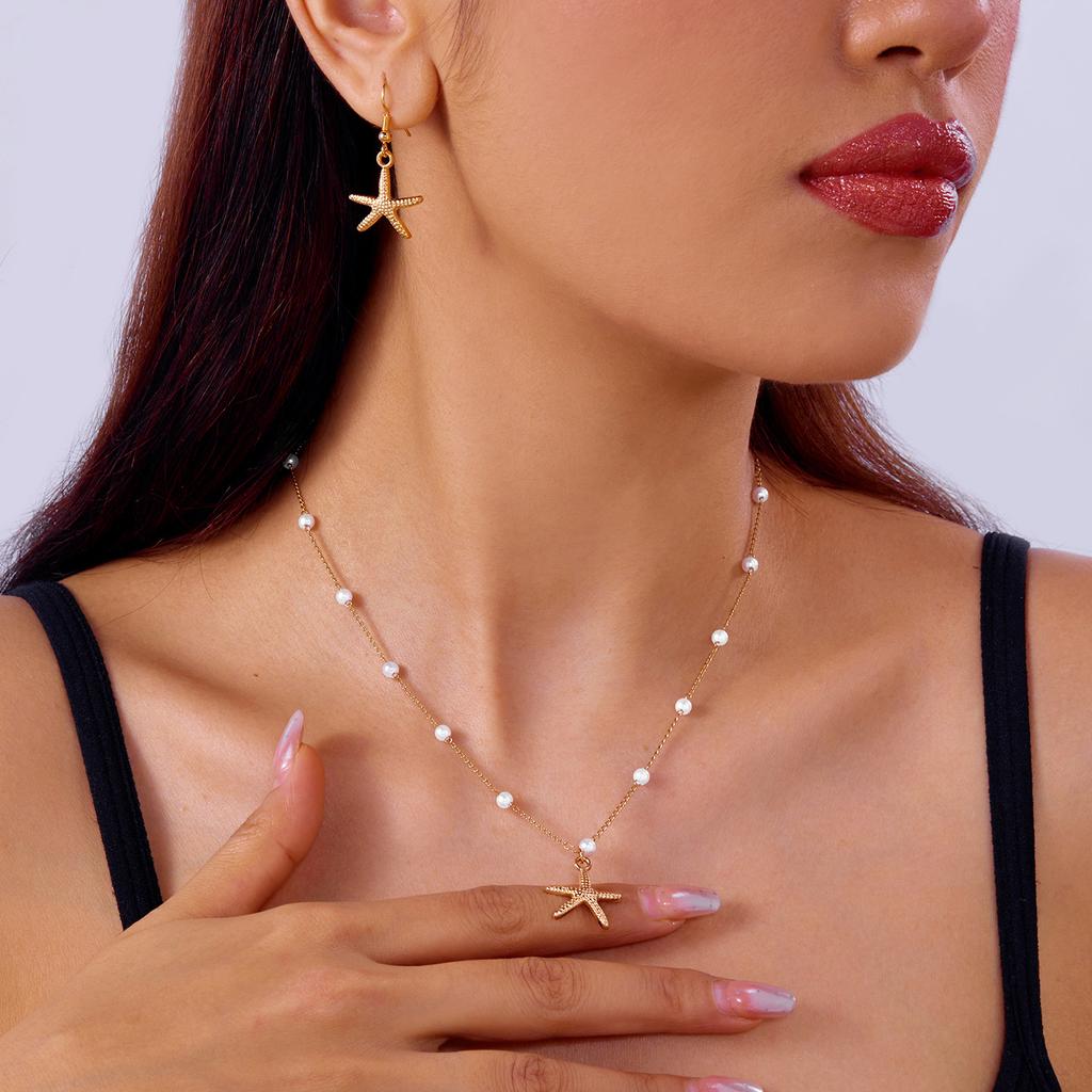 2Pcs Bohemian Shell Starfish Pendant Necklace For Women Conch Seashell Gold Color Metal Chain Choker Summer Beach Party Jewelry