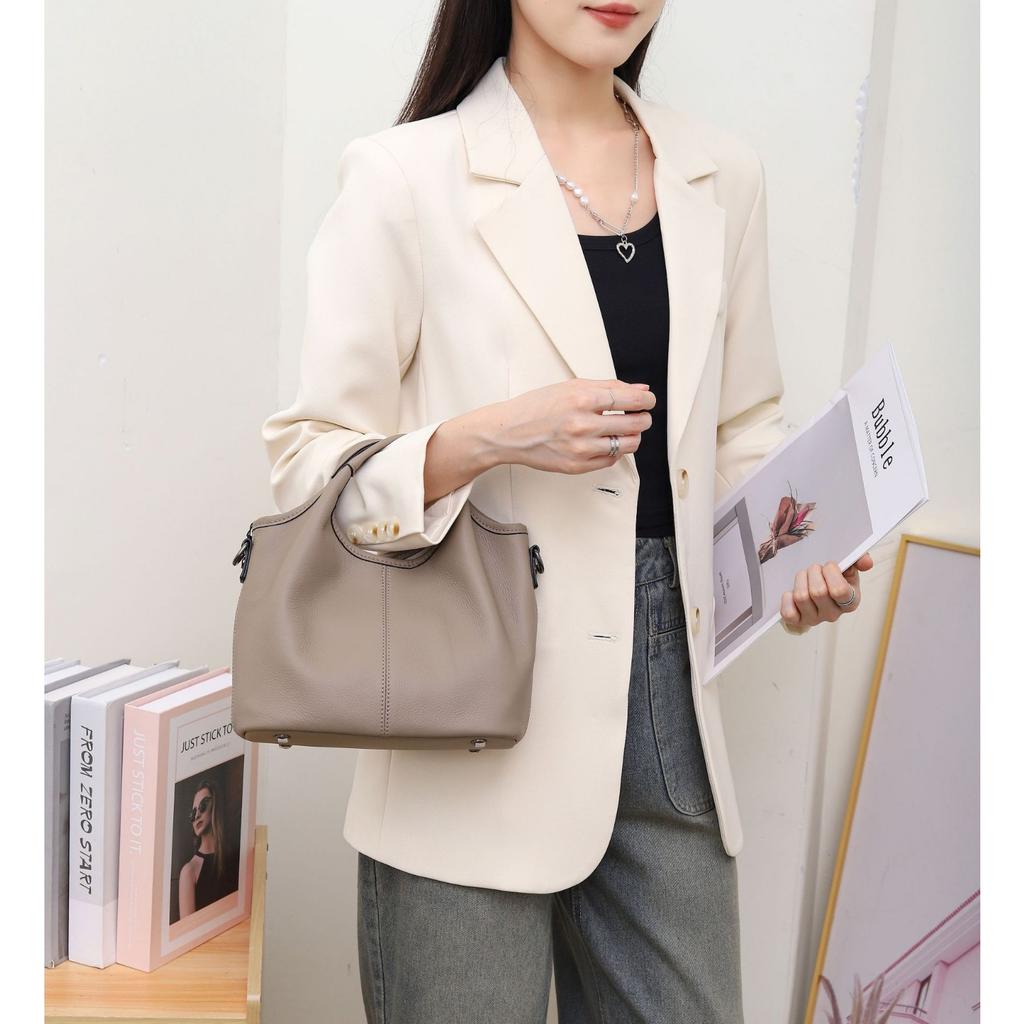 Cowhide Square Bag Crossbody Horizontal Shell Bag Popular Fashion Niche Women Single Shoulder Practical Soft Hand