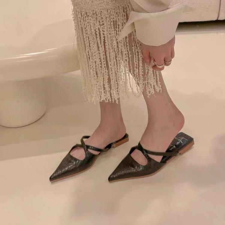 2025 Summer New Pointed Flat-bottomed Muller Shoes Women's European and American Fashion Design Sense Cross-strap Bag Head Slippers