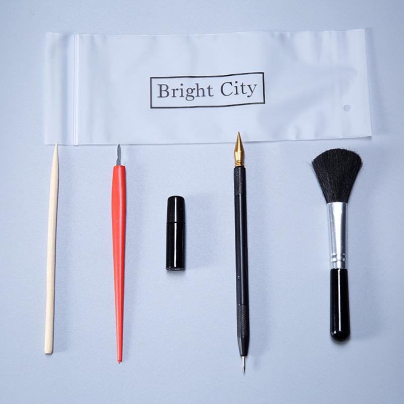 

Painting Drawing Scratch Arts Set with Stick Scraper Pen Black Brush for Scratch Sketch Art Papers Five-pieces