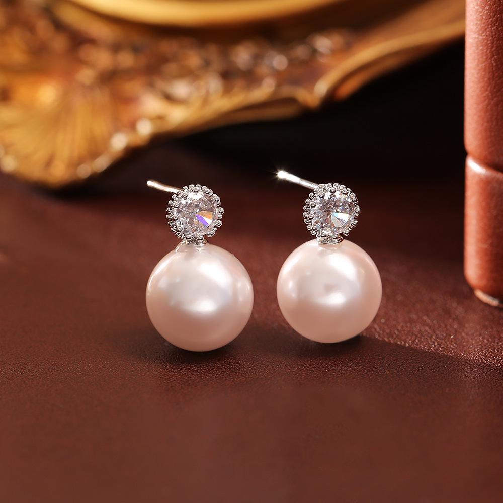 Zircon Pearl Stud Earrings: High-End Fashion, Versatile Silver Needles in Sweet, Popular Celebrity Style