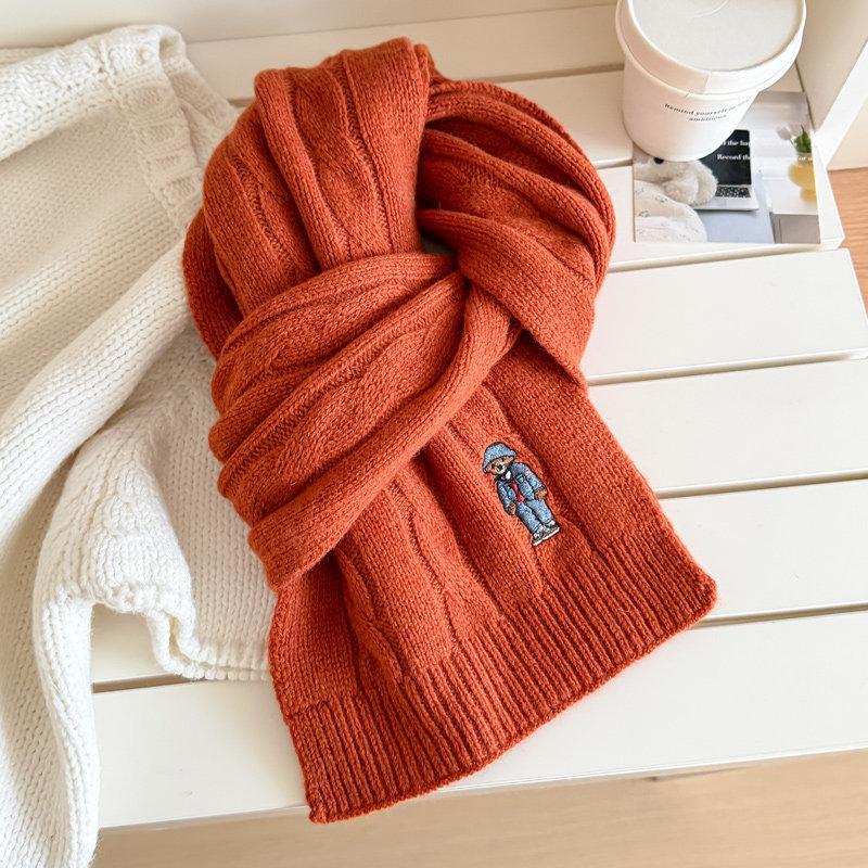Red bear embroidered knitted scarf for men and women in winter pure Korean version versatile cute warm high-end scarf