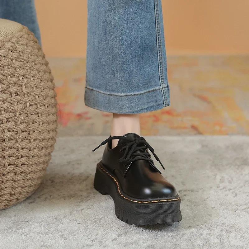 Dikke Zool Kleine Leren Schoenen voor Dames 2026 Lente en Herfst Nieuwe Britse Academie Stijl Zacht Leer Enkele Schoenen