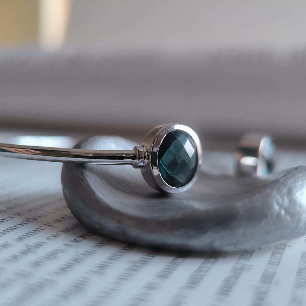 Серебряный браслет с топазом Лондон Блю 4.338ct, вес изделия 7,78 гр (2206675)