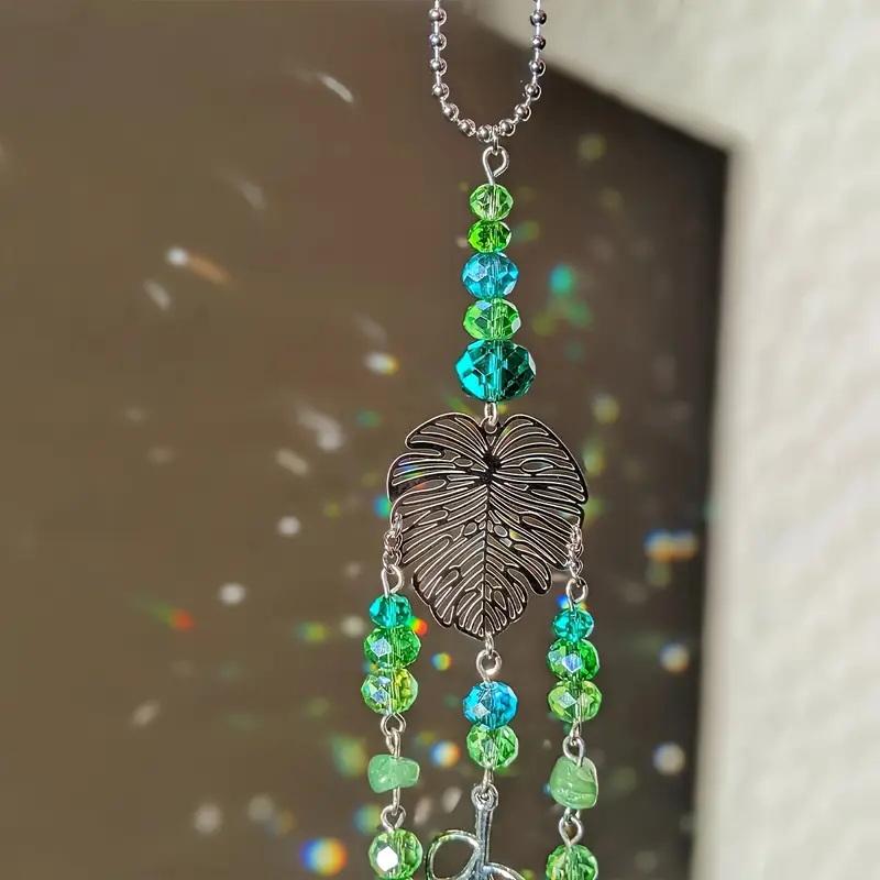 Monster Leaf Sun Catcher Vibrant Green Hanging Decor Indoor/Outdoor Home Garden Wall Decor Car Rearview Mirror Pendant