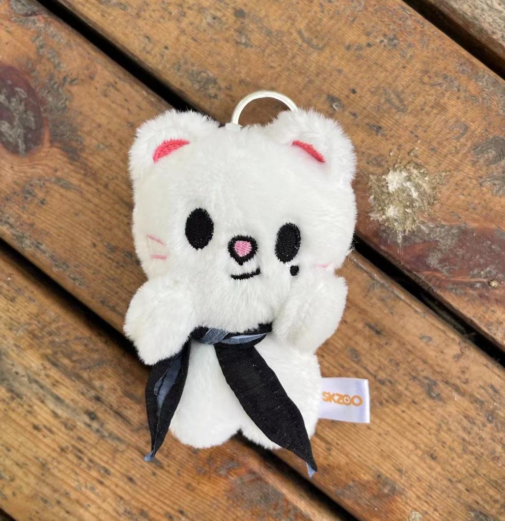 Latest Straykids Cape Shawl Plush Plaything Doll Cute Keychain Backpack Pendant Skzoo Bbokari Wolfchan Souvenir Holiday Present