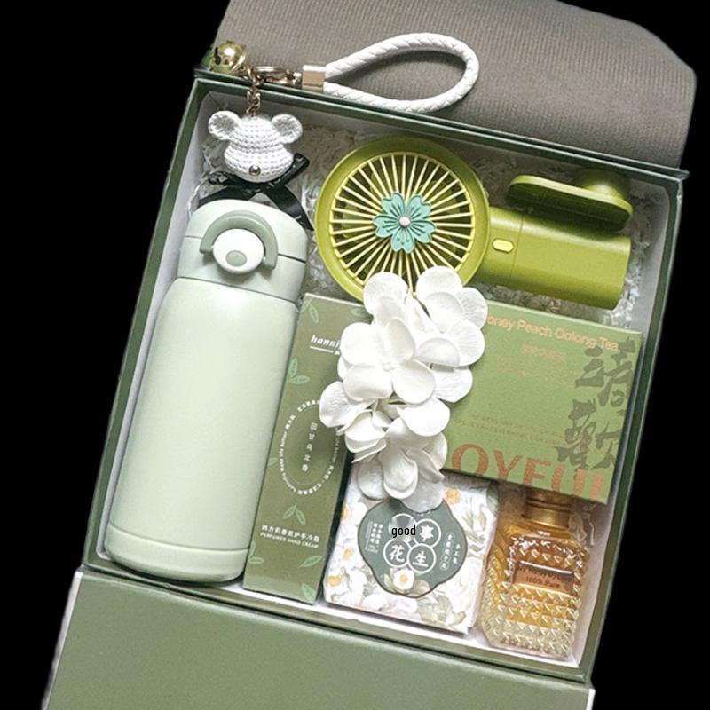 Yisanwei Employee & Company Event Gift Box Set