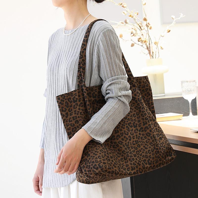 Korean Version of Casual Literary Tote Bag Ins Fashion Contrasting Color Handbag Retro Leopard Print Shoulder Women's Bag