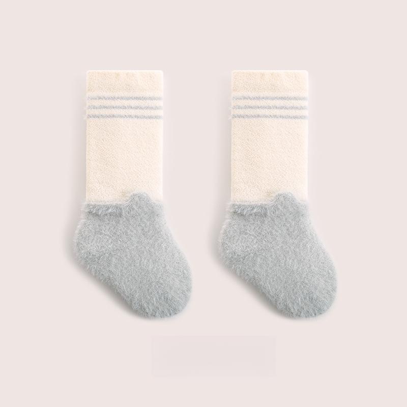 Children's Socks Autumn Winter New Thickened Warm Coral Fleece Boys Girls Socks Seamless Newborn Socks Class A