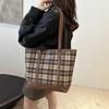 Stylish Large Capacity Tote Bag For Women With Trendy Plaid Design And Versatile Carry Options
