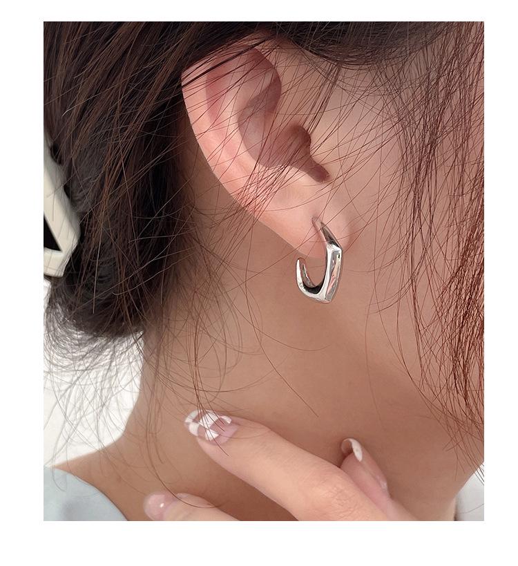 Korean S925 Sterling Silver Geometric Circle Hoop Earrings: Unique, Luxurious Design for Women