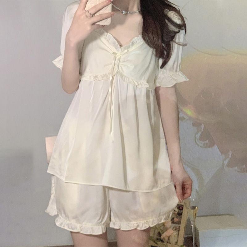 Sweet Style Ice Silk Pajamas for Women's Summer Pure Desire Short Sleeved Home Clothing Set