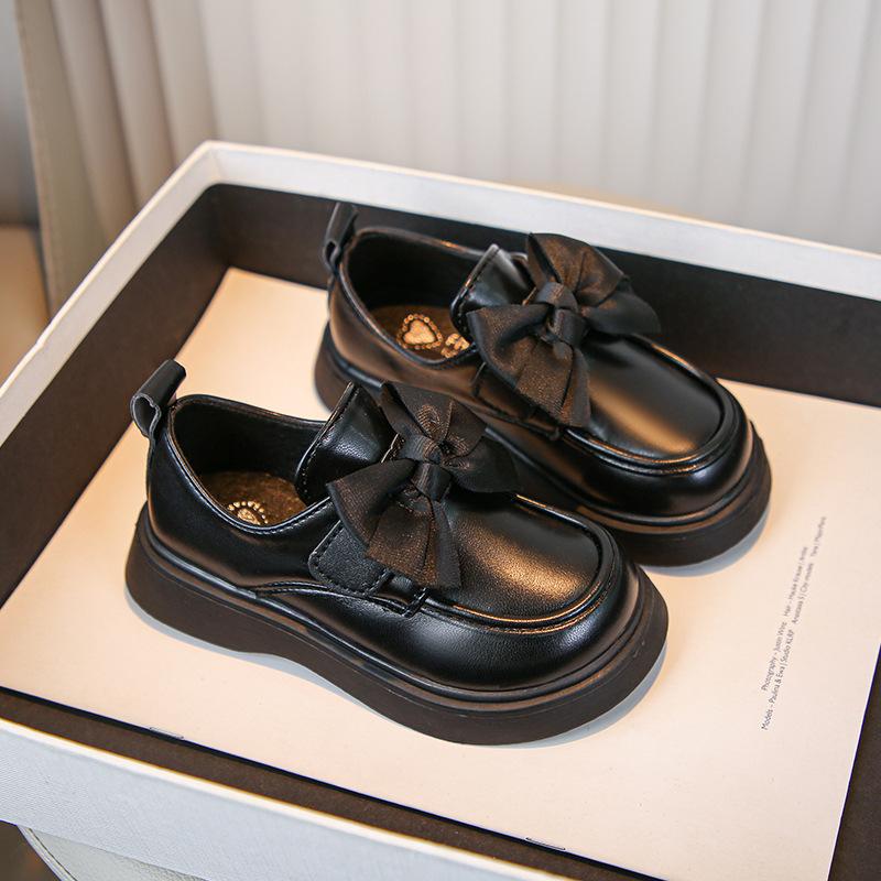 Girls' Butterfly Princess-style Leather Shoes, New Spring Collection, Children's Non-slip Soft-soled Flats, Retro Ballet Flats