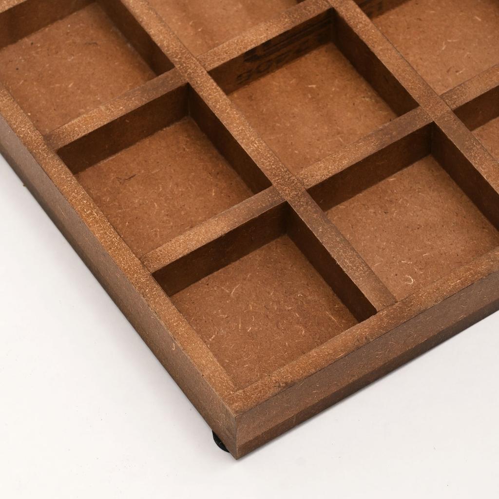 Handmade Tic Tac Toe Game MDF Tray Resin Pieces - Black & White