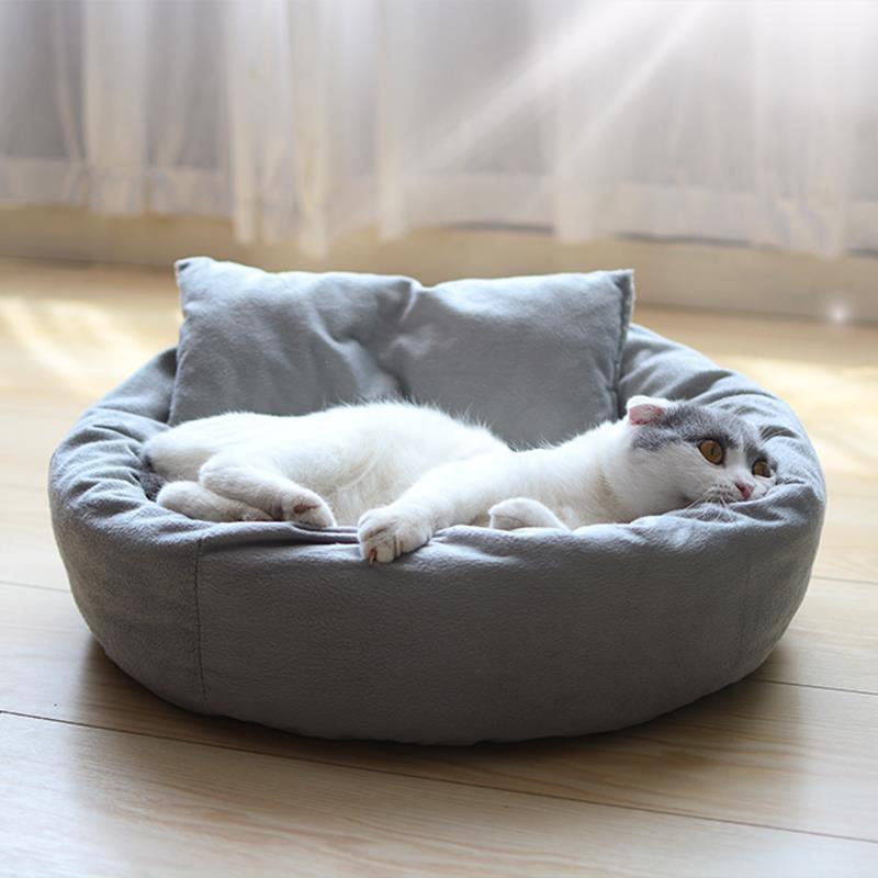 Round Pet Bed: Foldable, Washable, Warm Pad for Cats, Kittens, Puppies, and Dogs - Suitable for Autumn and Winter.