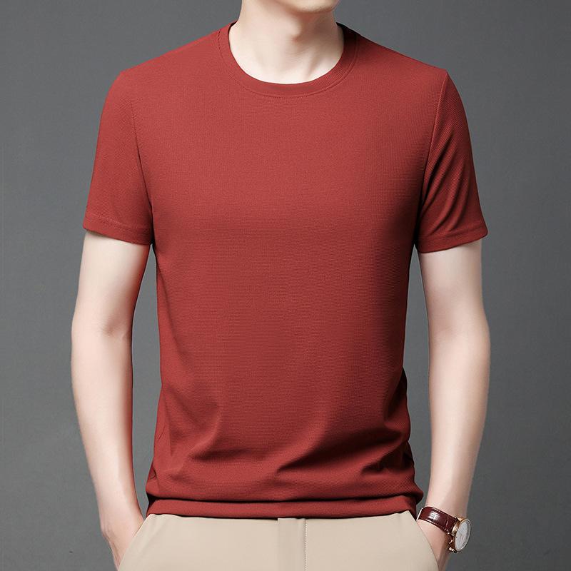 Lato Nowy Męski T-shirt z Okrągłym Dekoltem i Krótkim Rękawem Odporny na Zagniecenia i Oddychający Top Teksturowana Tkanina Rekreacyjny Wszechstronny