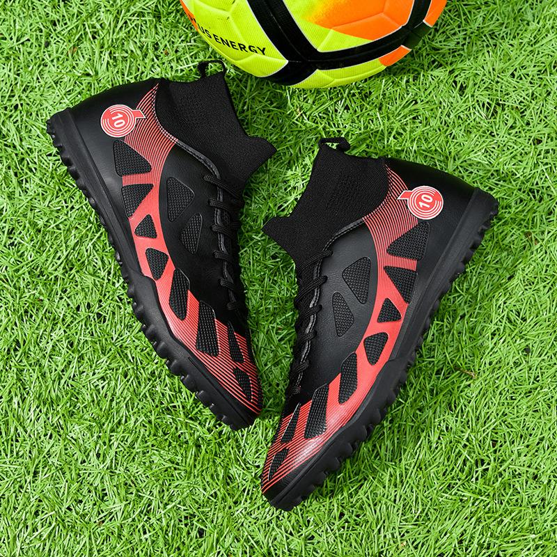 

New Men Women Professional Ankle Football Boots Ultralight Training Student FSoccer Boots Mens Football Field Boots 35 чорний