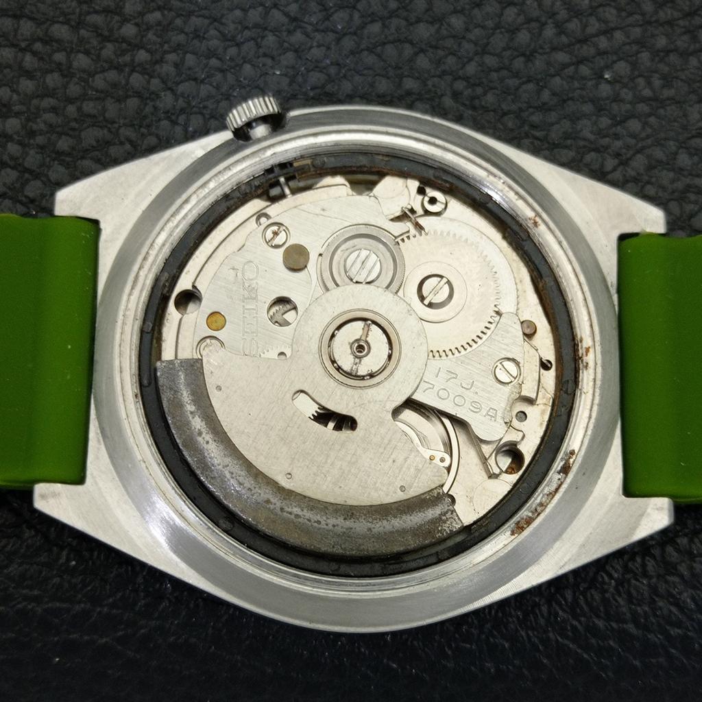 AUTOMATIC VINTAGE SEIKO JAPAN 7009A MENS FERRARI DIAL WATCH a700442-5