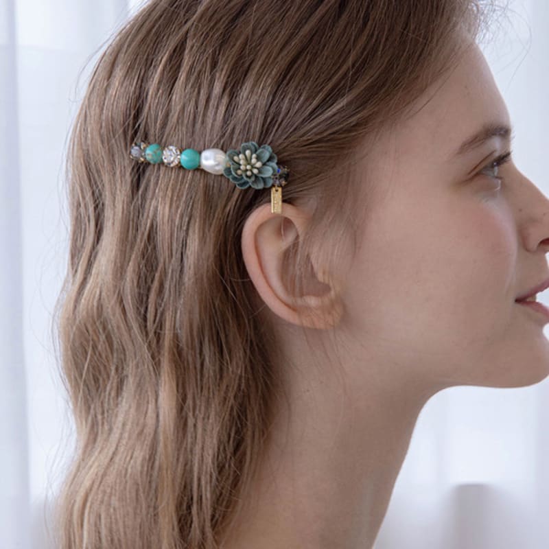 Jean Paul Clarisse Flower Gemstone Automatic Pin LFAC0378