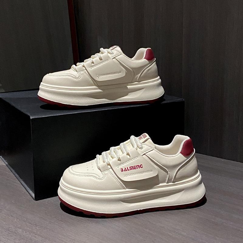 New Platform Trend Little White Shoes Women's Autumn 2025 New Student Board Shoes Versatile Height-increasing Sports and Leisure Shoes
